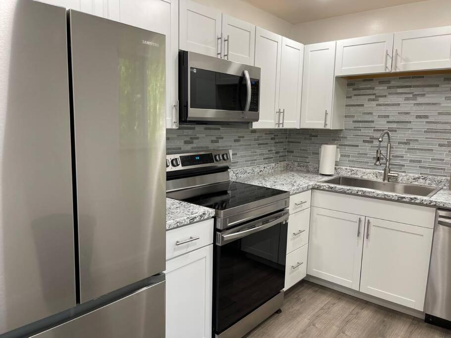 Four Bedroom Home Near Hartsfield Jackson Airport Ривърдейл Екстериор снимка
